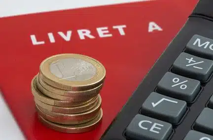 Le taux du livret A maintenu &agrave; 3 %, celui du LEP descend &agrave; 5 %